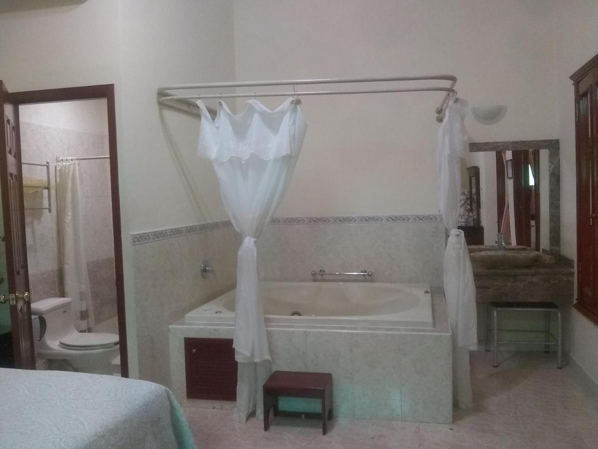 Hotel Casona Misiones Queretaro Exterior photo